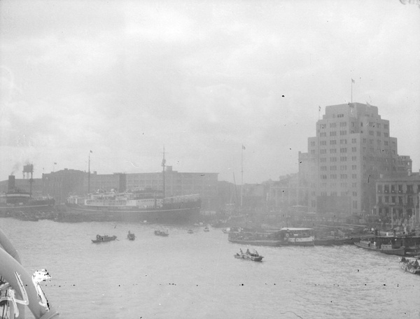 Shipping at the French Bund, Shanghai, 1940