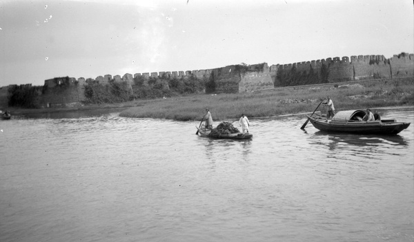 Boats, moat and city wall, Suzhou