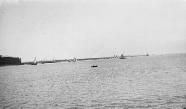 Boats on Yangtze river, Chinkiang