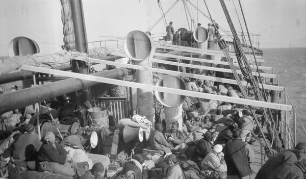 Passengers on the steamship 'Kanchow' (甘州)