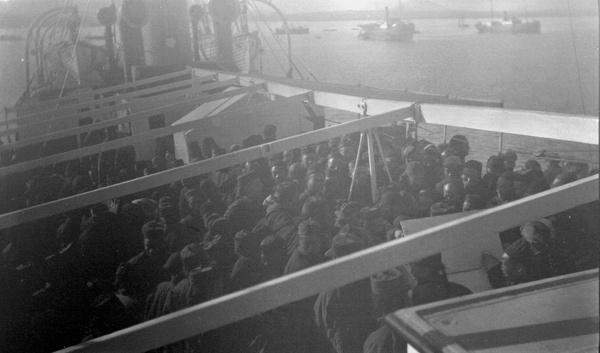 Passengers on the 'Newchwang' at Dalny