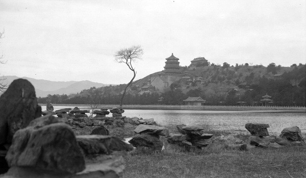 The Summer Palace, Peking