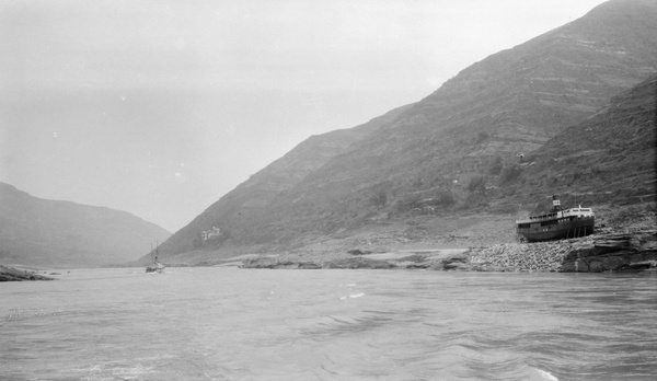 Beached steamer beside the Yangtze River