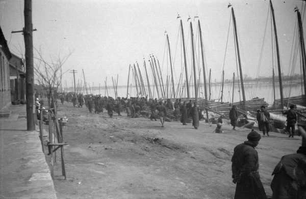 Quayside, Antung
