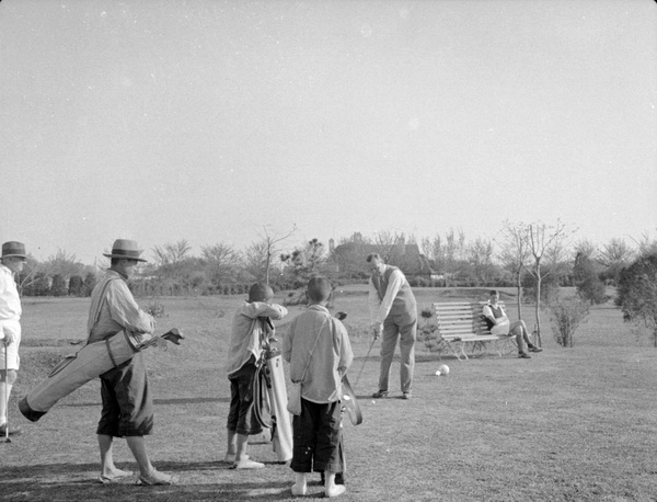 Golfing, Shanghai