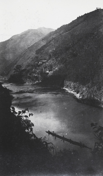 Rafting on the Bei River (北江)