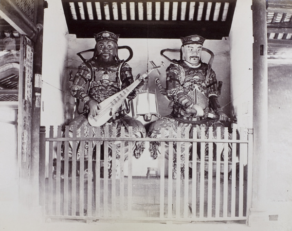 Doorkeepers (guardian deities), Buddhist temple, Guangzhou