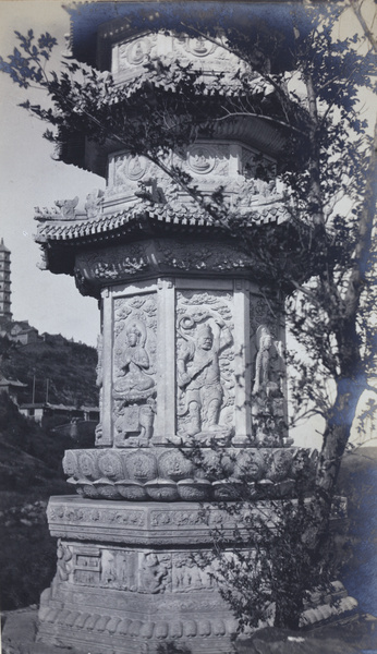 Detail of Hua zang hai ta on Yuquan Hill, Peking