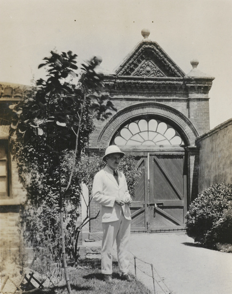 Man by gate, Shanghai