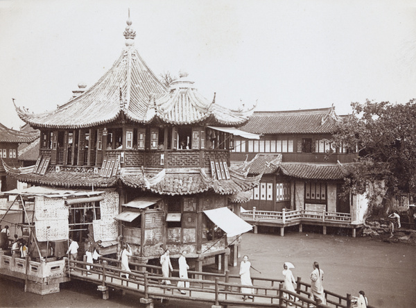 Huxinting (湖心亭), 'The Willow Pattern Tea House', Shanghai
