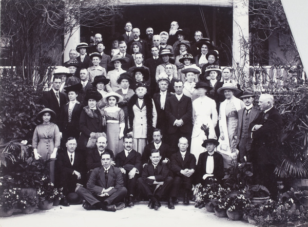 Group on a verandah, Swatow