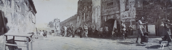 Revolutionary soldiers guarding Hanyang Gate