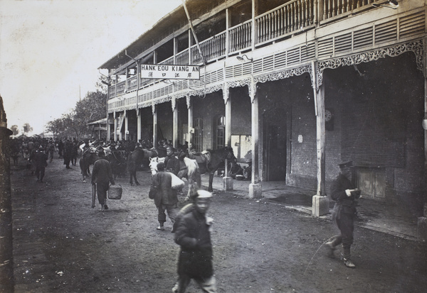 Kilometre Ten railway station occupied by republican soldiers