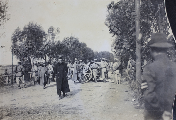 Qing army gun battery on Race Course Road, Hankow