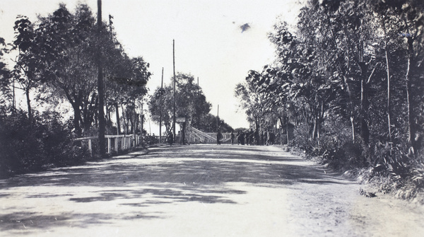 Soldiers at railway crossing on Race Course Road, Hankow