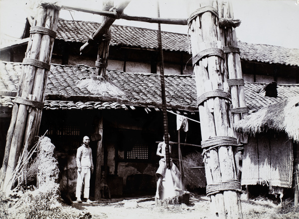 Emptying the brine, salt wells, Tzuliuching, Zidong