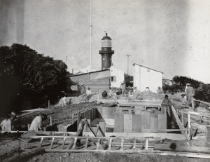 Building work beside Shaweishan Light, Tsungming Island