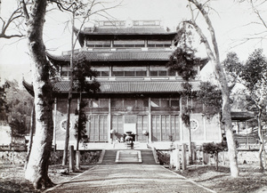 Main hall, Lingyin Temple (靈隱大殿), West Lake (西湖), Hangzhou (杭州)