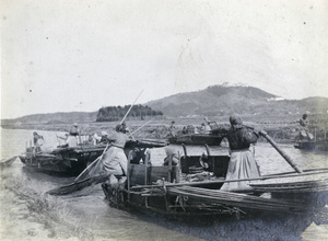 Women fishing, Taihu region west of Shanghai