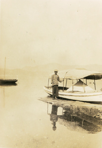 Mr Sow with boat, 1929