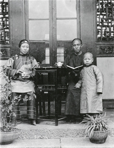 Christian family outside school, Yungchow