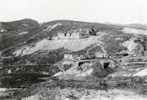 Building a house, Wuchow