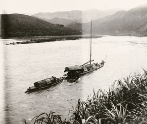 Sampan ascending Long Rapid, Cassia River