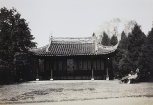 Pavilion in Jessfield Park, Shanghai