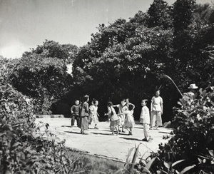 Children playing 耍盲雞 ('Blind Chicken'), Hong Kong