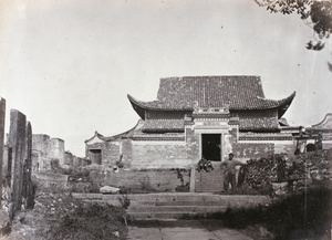 Baotuo Temple (宝陀禅寺) within the Weiyuan Citadel (威远城), Zhaobai Mountain (招宝山), Zhenhai
