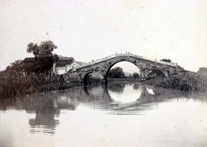 Bridge near Taihu Lake (near Suzhou, west of Shanghai)