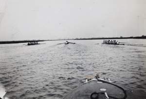 Men's eights sweep racing on the Huangpu river