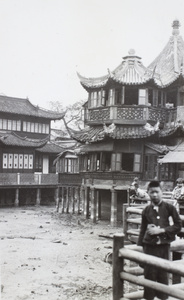 Huxinting (湖心亭), its pond drained of water, Shanghai