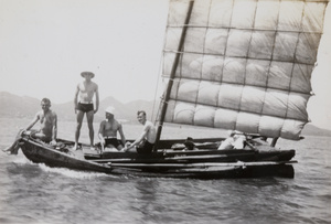 A picnic party on a boat, Weihai (威海)