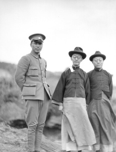 Chiang Kai-shek, Hu Hanmin and Wu Chaoshu, Tangshan Hot Springs, Nanking