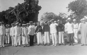 Hu Hanmin, Wu Chaoshu and Liao Zhongkai with Russian navy personnel