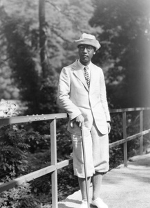 A dashing portrait of young Fu Bingchang