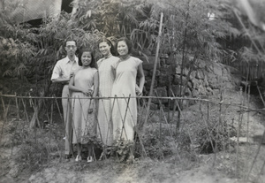 Friends in Fu's garden