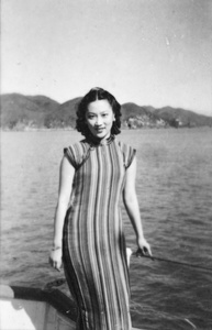 An unidentified woman