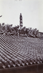 Dragons on a rooftop, Longhua Temple, Shanghai