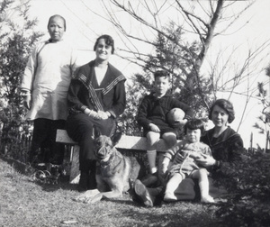 Amah, Myrtle, Sidney and Wendy Johnson, with Iris Wilson and Rex, Shanghai