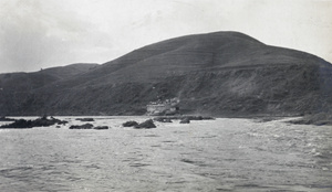 Rocky outcrops in the West River Rapids