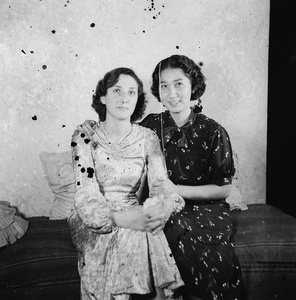 Bea Hutchinson with an unidentified woman, Shanghai