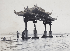 Pailou on landing stage at the Yue Fei Temple, West Lake (Xihu), Hangzhou