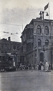 Motorcar at tram junction near Club Concordia, the Bund, Shanghai