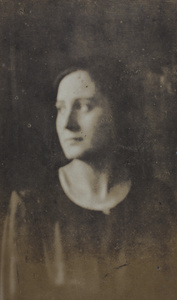 Portrait of an unidentified woman, 35 Tongshan Road, Hongkou, Shanghai