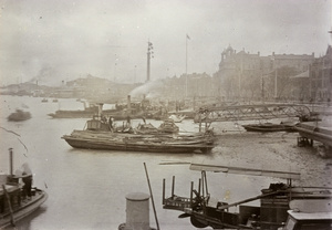 Boats at the Bund, Shanghai