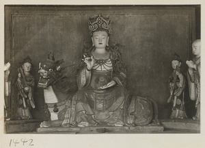 Statues of a Bodhisattva seated on a dragon and four attendants at Da Fo si