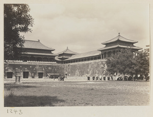 Detail of south facade of Wu men and Dong yan chi lou