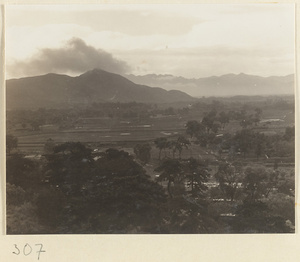 Hills near Yihe Yuan